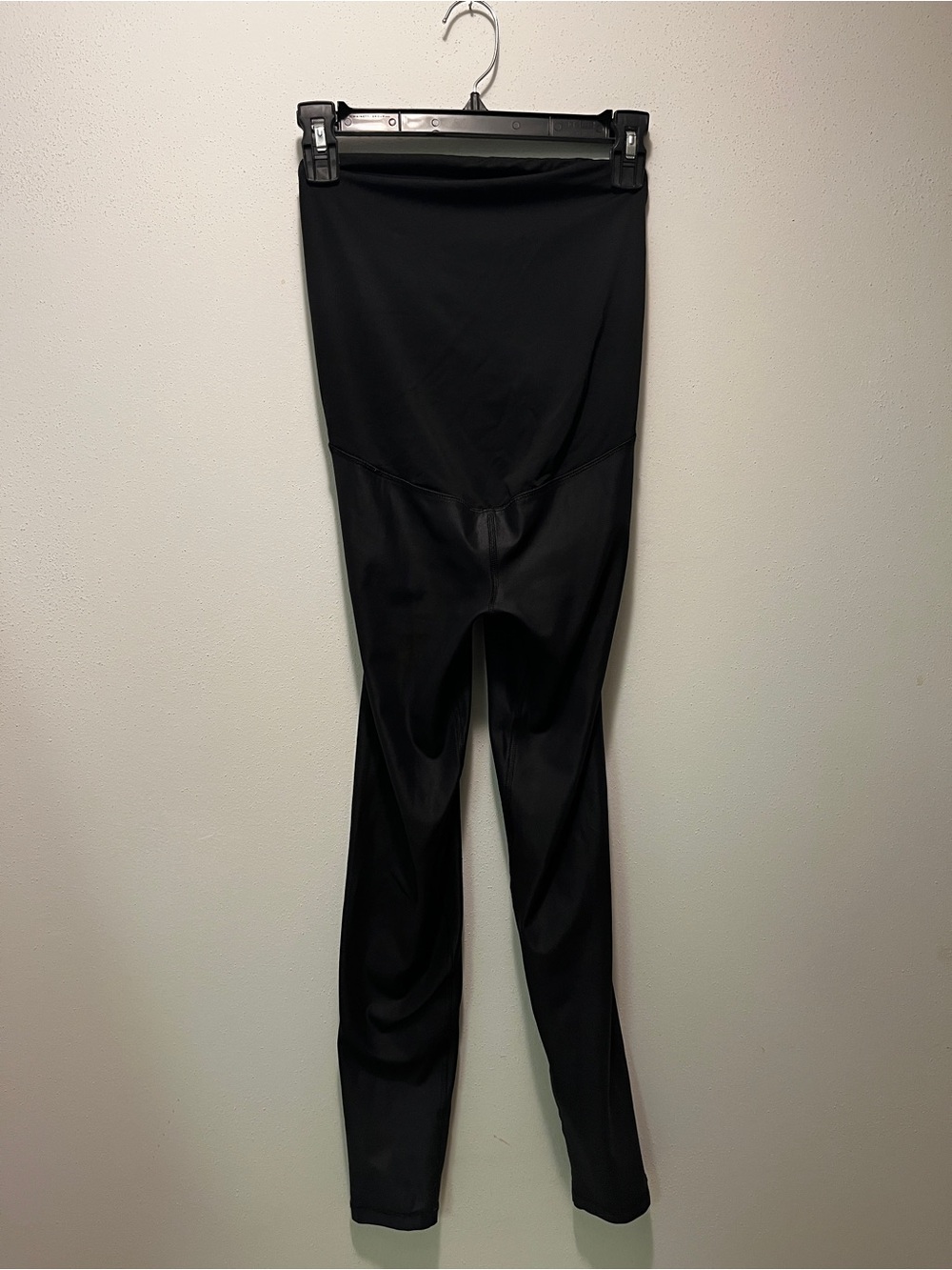 Isabel Maternity by Ingrid & Isabel Black Maternity Leggings